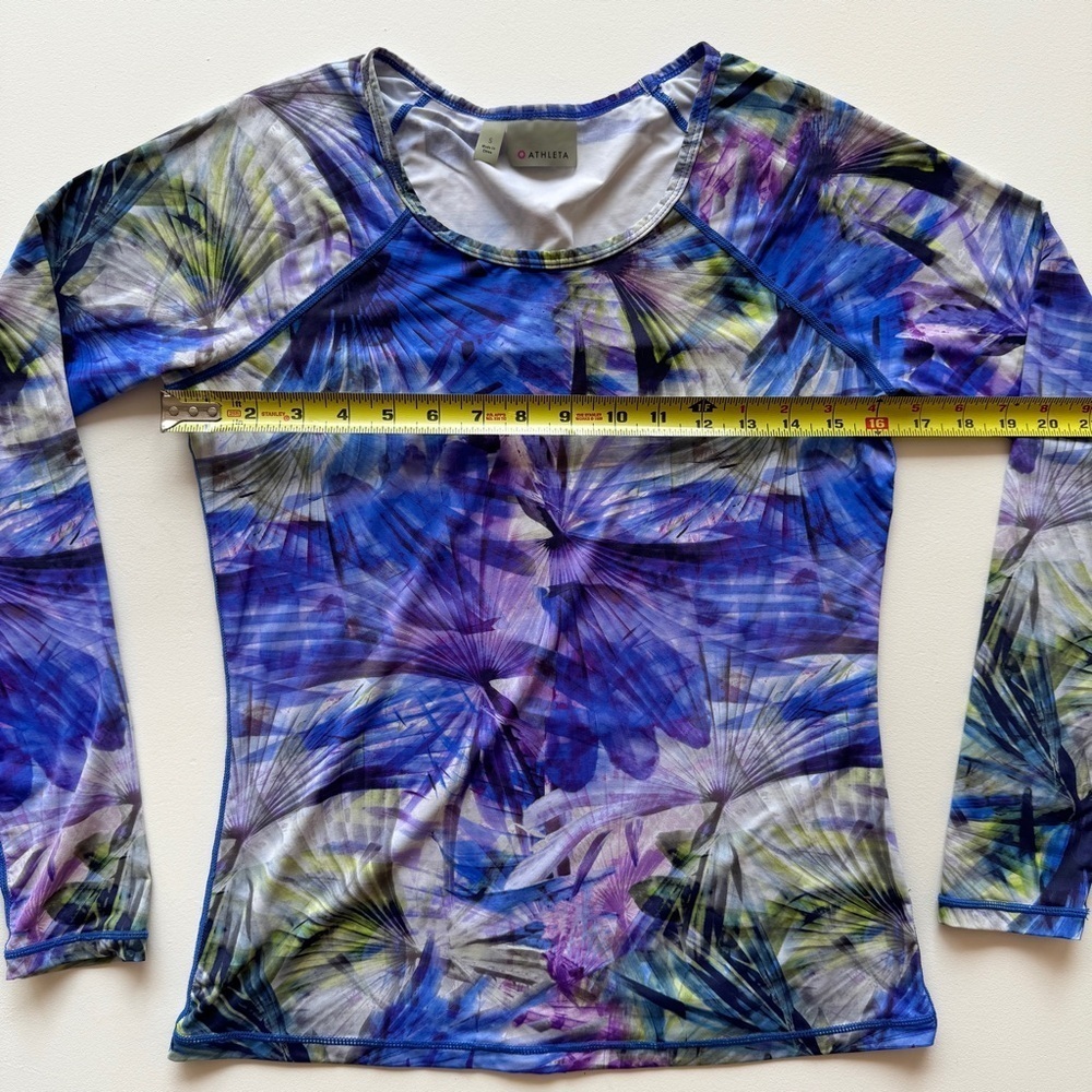 Athleta - Wailea Long Sleeve Rash Guard in Blue Multicolor - Picture 3 of 4